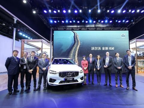 【汽车人】全新XC60亮相，沃尔沃“中流砥柱”再战江湖