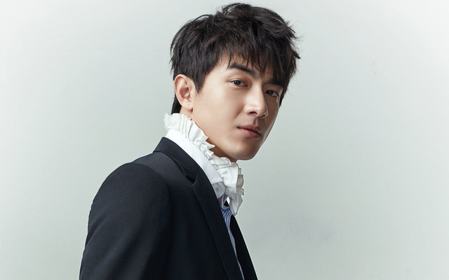 林更新微博互动,众星评论,更新神回复