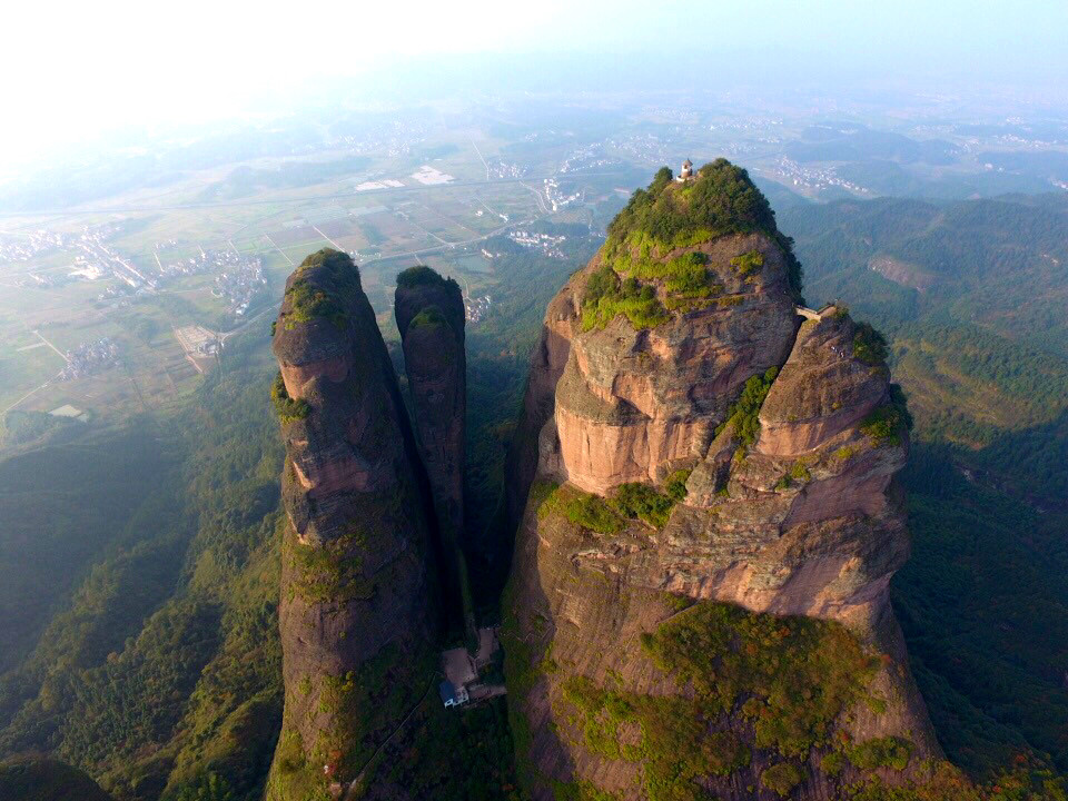 高清江郎山