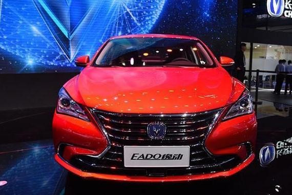 外观时尚前卫，颜值不逊于卡罗拉，吉利帝豪强劲的对手