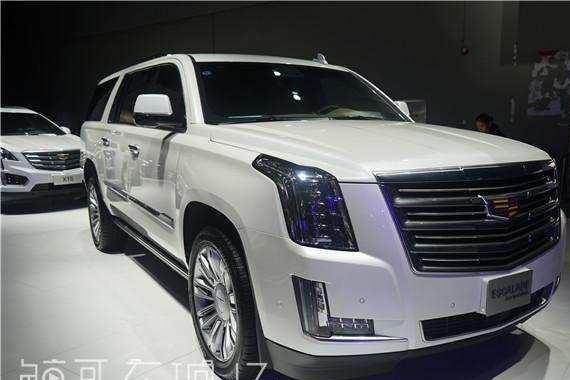 经典美式大块头！凯迪拉克凯雷德现身广州车展，挑衅国产SUV