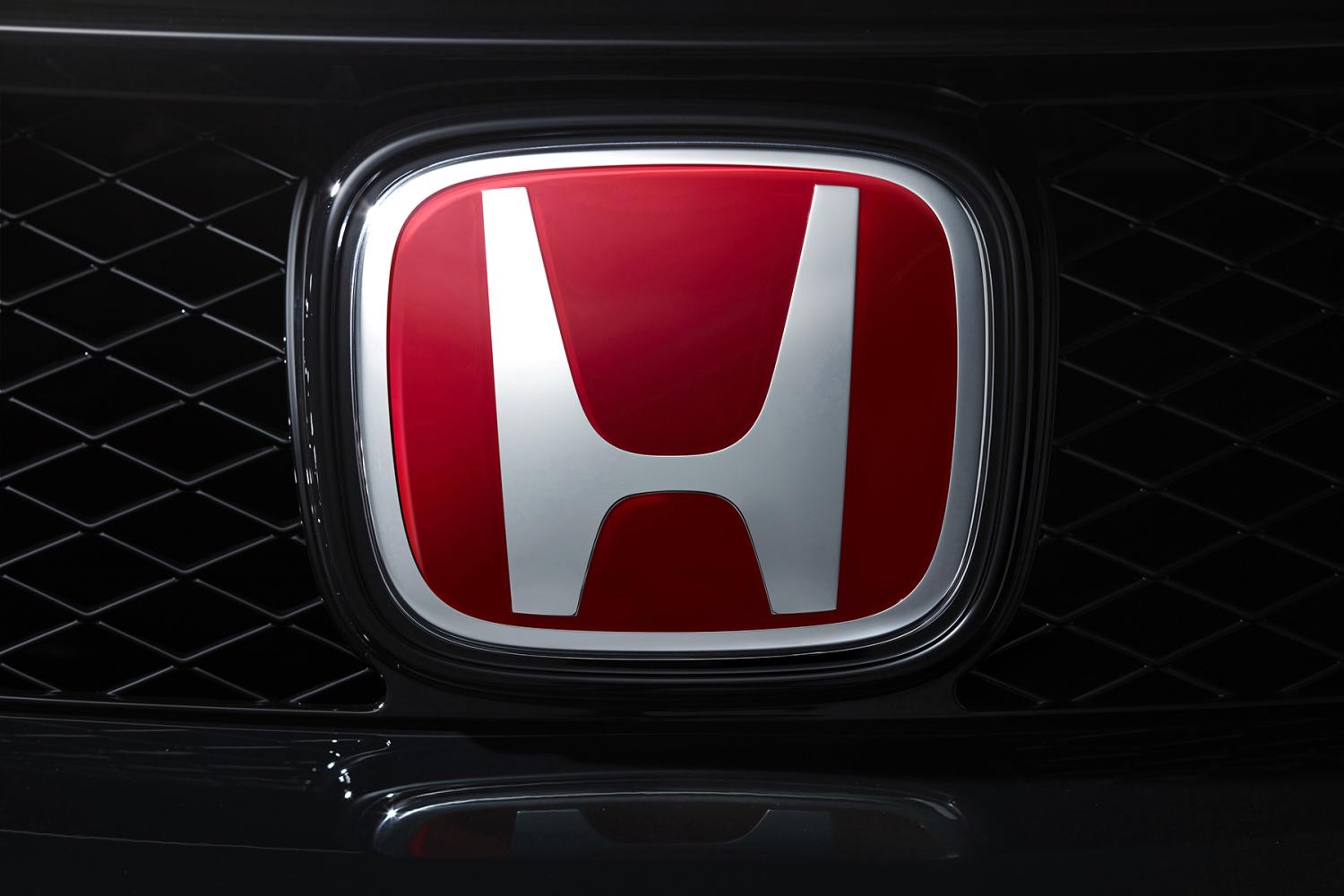 本田honda的h字徽章何解上阔下窄