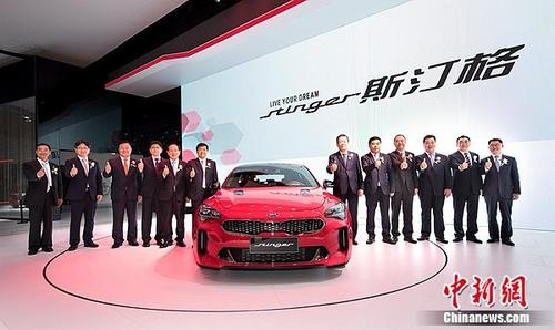 27.98万元起 起亚高性能轿跑Stinger中国首发上市