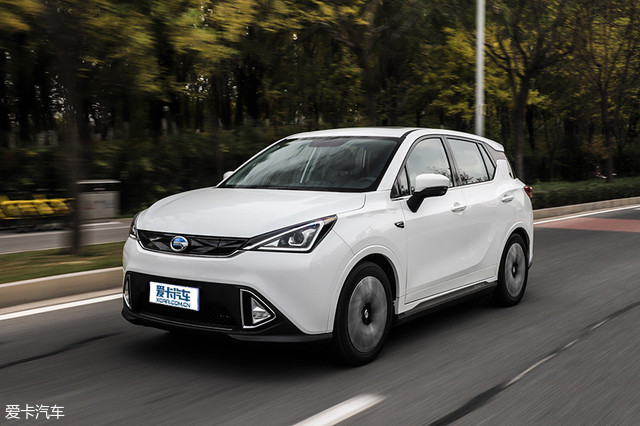 爱卡新能源测 广汽传祺ge3精品小车代表-新浪汽车