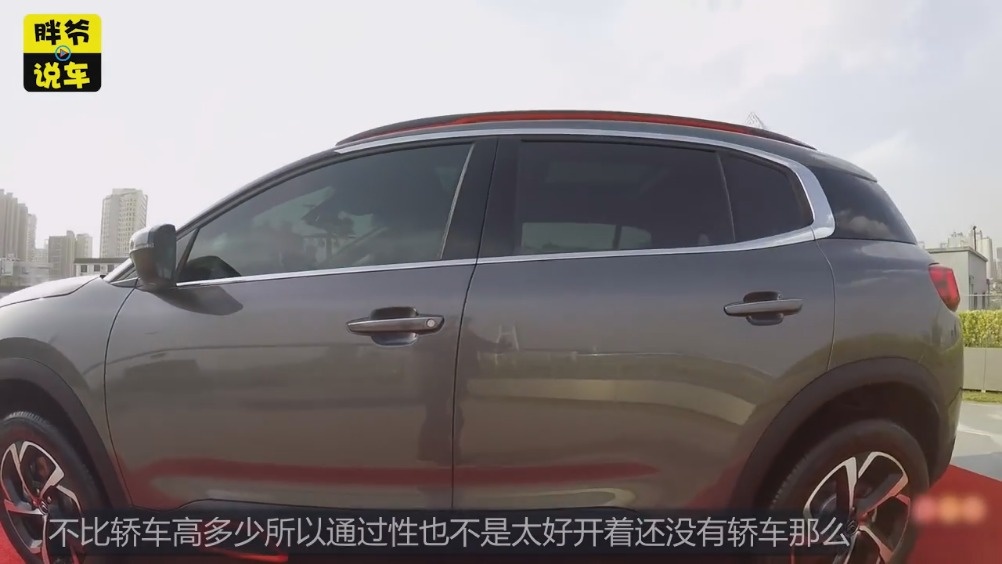 解密：为什么老司机，真正懂车的人，都选轿车，不考虑买SUV？  ​