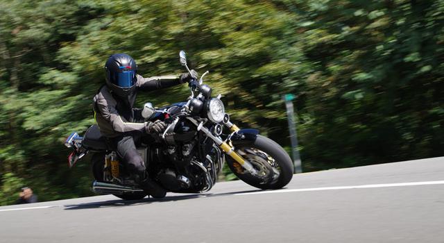 一辆仅有88匹马力的公升级摩托车是怎么样成