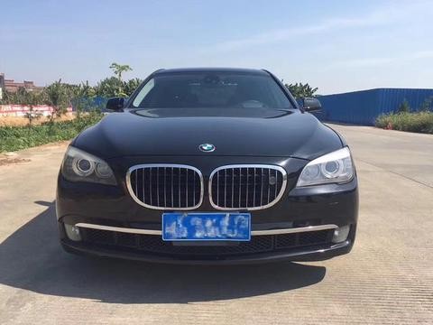 宝马750曾经180万抢破头！如今20万无人问津，二线豪车越发尴尬！