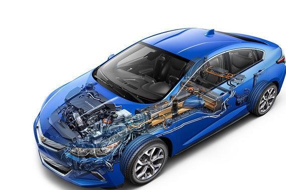 别克格外自豪这辆增程汽车，平均油耗1L，车主一个月不去加油站