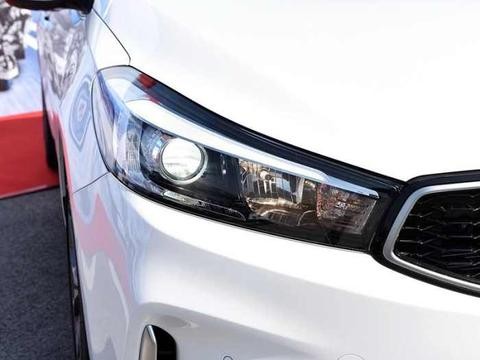 上市就降3万元，去年卖出20万辆，为它放弃大众丰田！