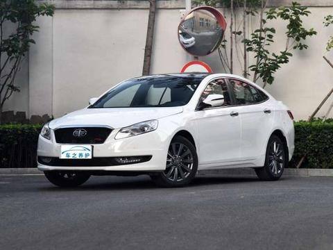 嫌卡罗拉空间小轩逸动力不够? 这车12万落地配2.0L, 买它妥妥的