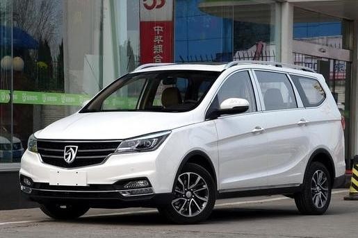 宝骏730仅售8-10万，宋MAX看完崩溃了：你玩我？