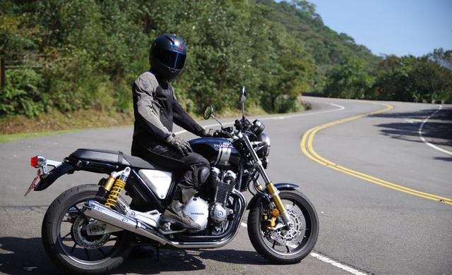 一辆仅有88匹马力的公升级摩托车是怎么样成