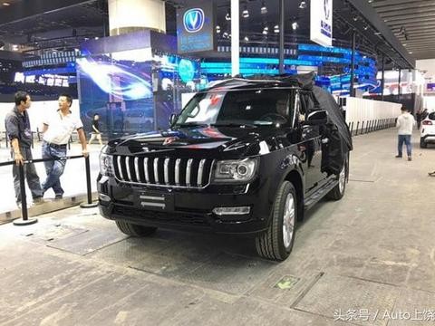 国产红旗新款SUV，前脸九条龙颜值很高，配独立座椅，百万不为过
