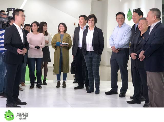 阿凡题“互联网+教育”代表企业于8日接受海南省省长沈晓明考察