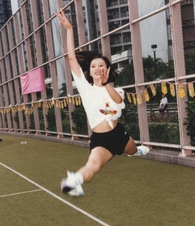 一代波神彭丹罕见露面, 44岁仍旧单身无人敢娶