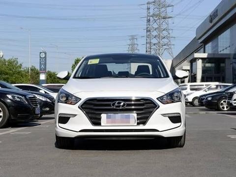 名图双离合1.6T智能型与1.8自动尊贵型哪个好?