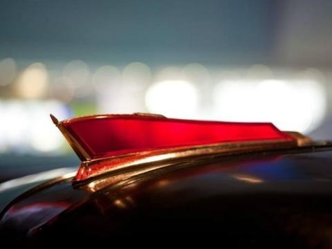 广州车展最耀眼的东方豪车 500万的红旗L5 有钱也不一定买得到