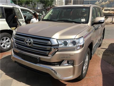 17款酷路泽4600 陆巡V8动力 横行天下