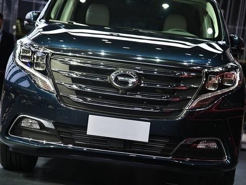 广汽传祺首款商务MPV车型GM8 气场超强！