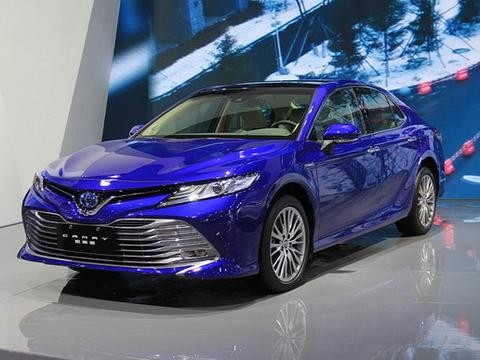 “年终大趴”广州车展飞洋带你选车——全新凯美瑞