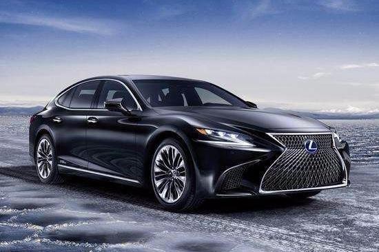日系豪华旗舰碾压奔驰！雷克萨斯LS历史回顾