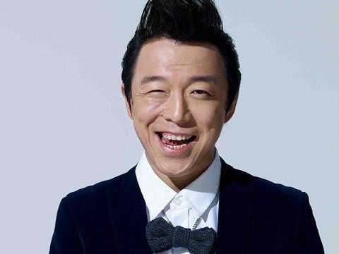 一个人生赢家，票房60亿，出行却如此低调！
