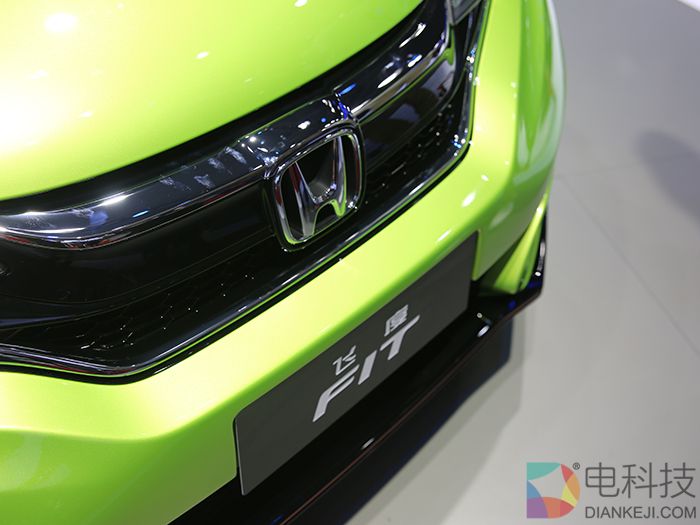 本田飞度GK5改款车型亮相广州车展变得更运动