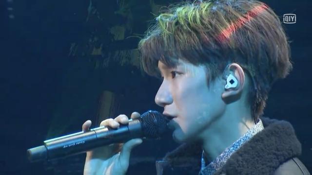 王源生日会上一首歌唱哭了，TFBOYS合体了，我啵儿好开心呀