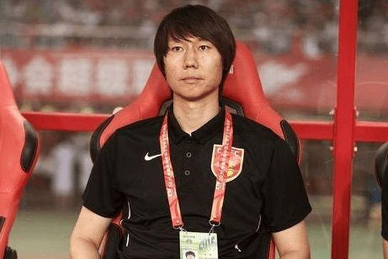 中甲武汉卓尔俱乐部拖欠水费, 并且多次催收未