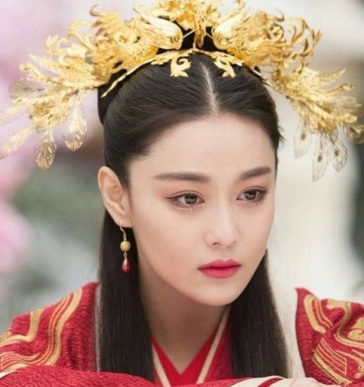 古装女星生气瞬间谁最美?热巴垫底,颖宝第三,第一美得