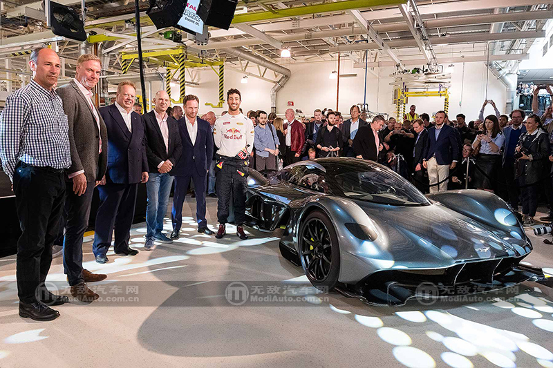 对手是F1赛车? 阿斯顿马丁Valkyrie AMR Pro