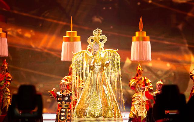 情动草原!格格演绎《成吉思汗舞曲》,传唱英雄