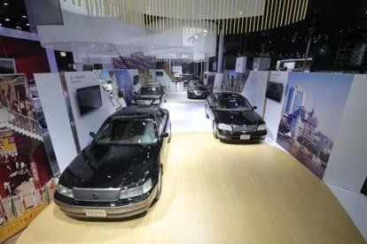 雷克萨斯告诉你，什么叫豪华！