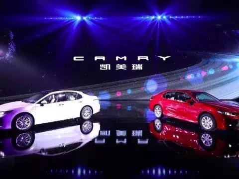 凯美瑞的黑色喜剧：当伟光正穿上运动装