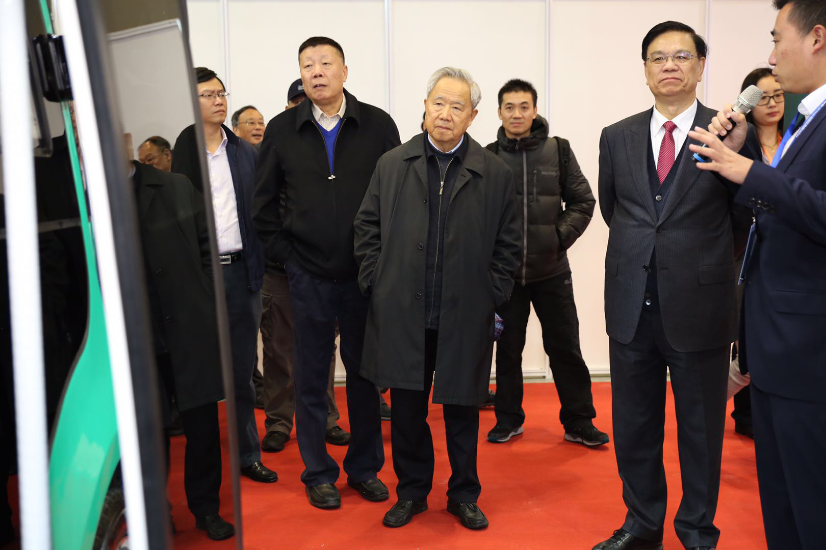 大咖云集,2017国际智能汽车周会带来哪些黑科