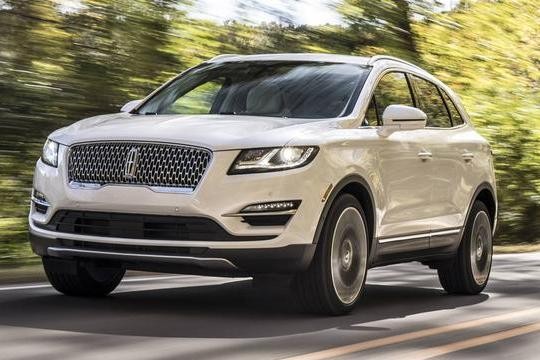 林肯MKC中期改款造型提前曝光，毫无悬念改为家族前脸！