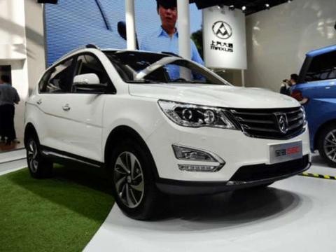 咋一看12万优惠后只卖7万元 天生大空间高颜值的宝骏560怎么样？