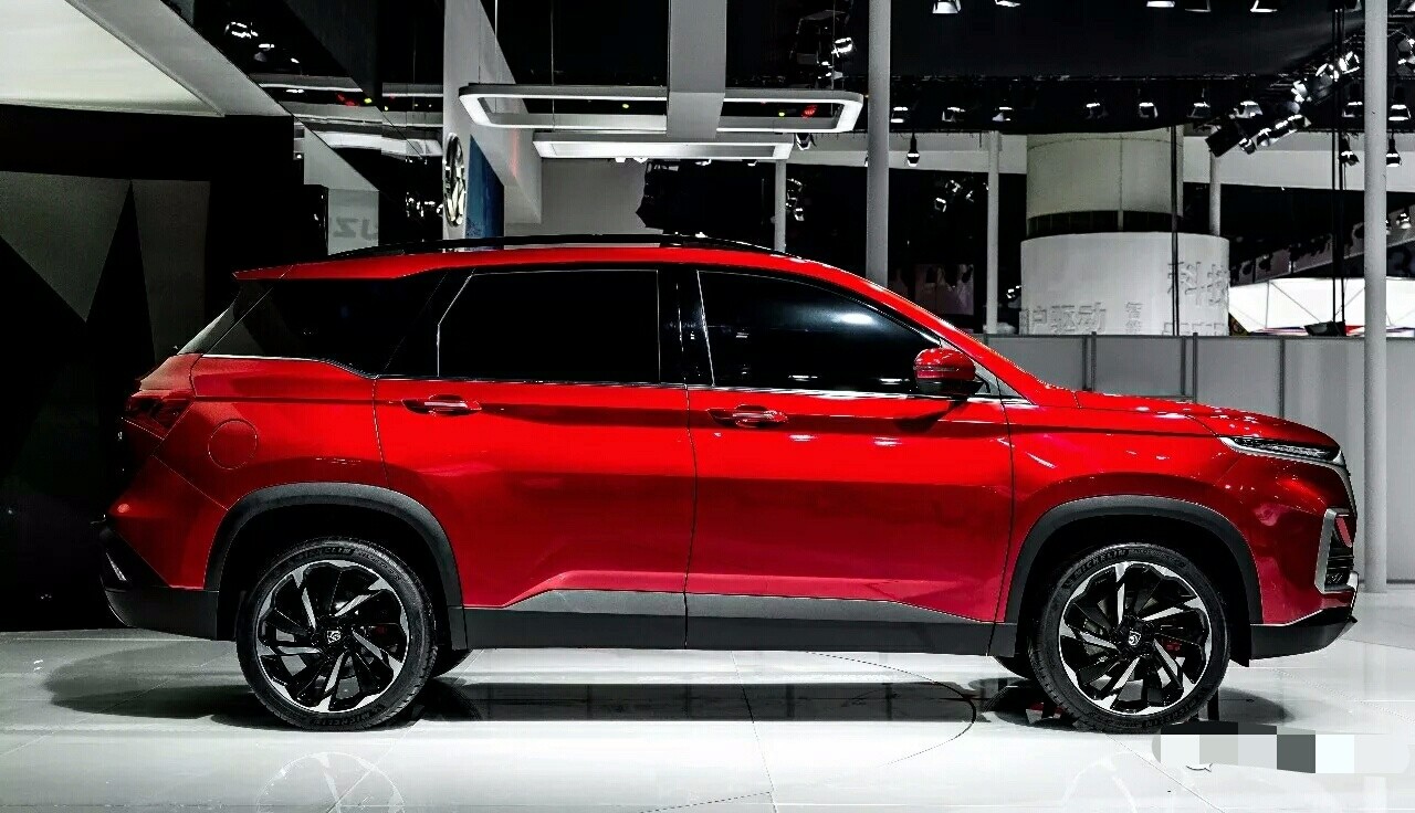 颜值在线空间配置依旧宝骏530