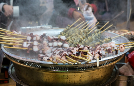 网传韩国人吃不起肉,韩国朋友知道后气坏了,直