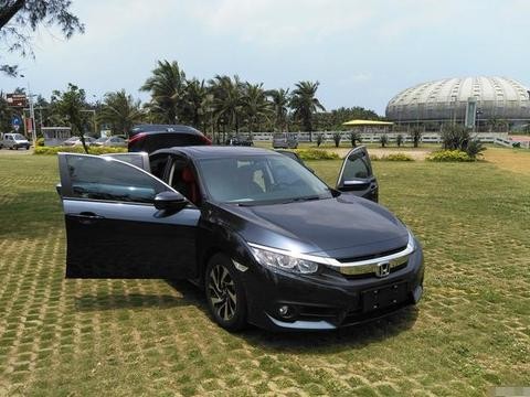 本田思域，车主述说2000公里后的优缺点反馈！