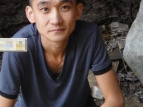 山西黑帮老大，借乔四之力崛起，豪车横行无人敢惹，却受人民拥戴