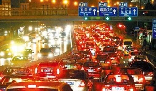 住在离公司30公里远的人，上下班是怎样一种体验？说出来都是泪