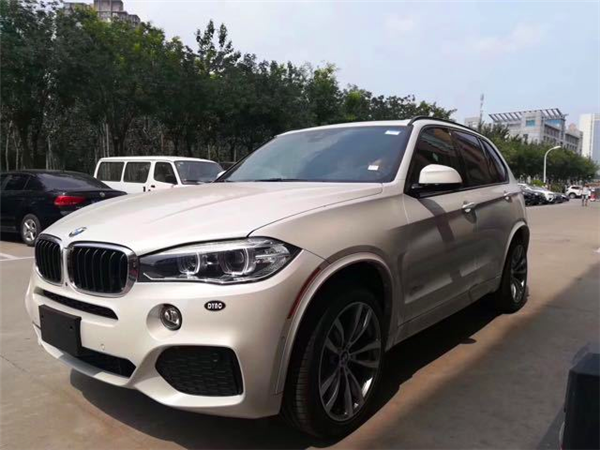 公路王者2018款宝马X5新款豪华首批现车