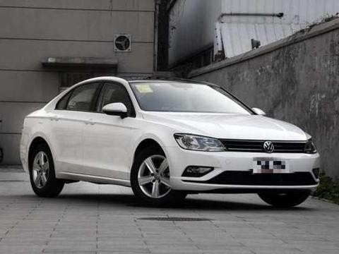 德系高颜值轿跑再升级，2.0T发动机，14万起售怒怼本田思域！