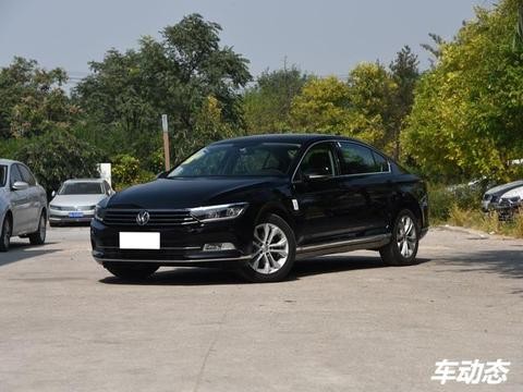 配置提升的迈腾，能否对凯美瑞进行全方位防守？