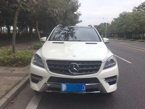 奔驰ML350落地价118万, 如今仅售25万, 车主: 个性、豪华够气派