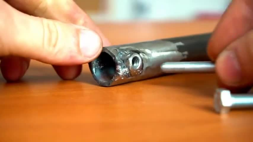 拧铁丝的一把神器,工作有它事半功倍