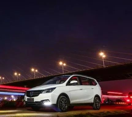 标杆，是态度更是实力——全新宝骏730 DCT车型上市