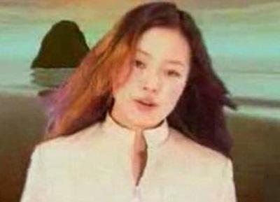 遭到高晓松与汪峰的两次抛弃，而患上抑郁选择上吊自杀，年仅27岁