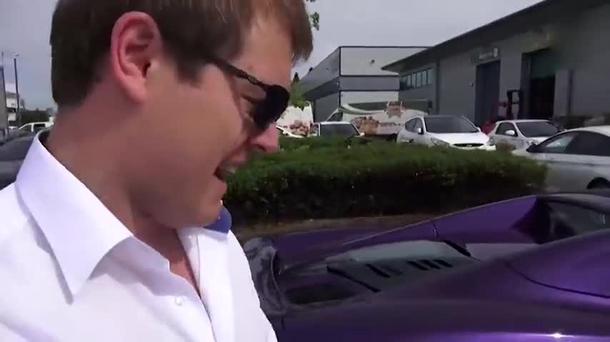 价值500万的迈凯伦跑车，打开这颗球的瞬间才知道值不值！